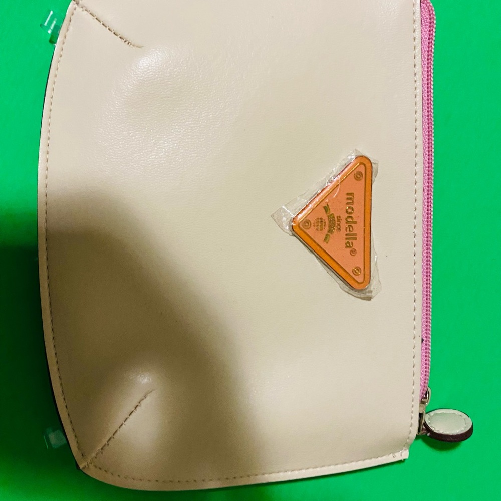 Modella make up bag